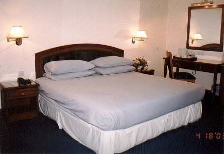 Hotel Sentosa Kuala Belait Ngoại thất bức ảnh